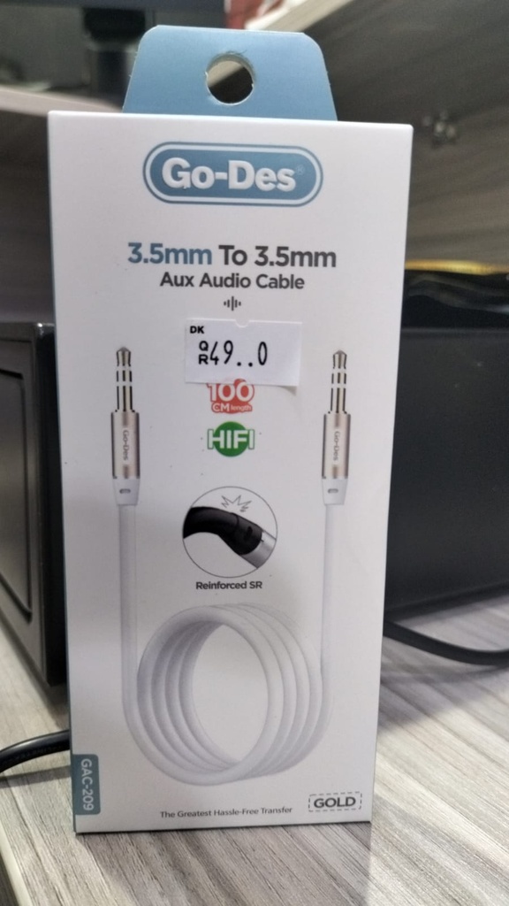 Go-Des  3.5mm to 3.5mm Aux Audio Cable(GAC-209) Go-Des كابل صوت Aux من 3.5 ملم إلى 3.5 ملم (GAC-209)